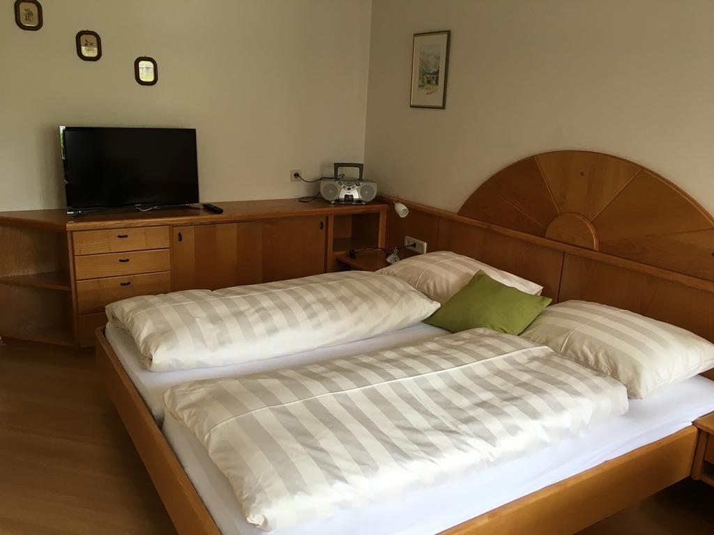Appartement Dertnig ヴァークライン エクステリア 写真